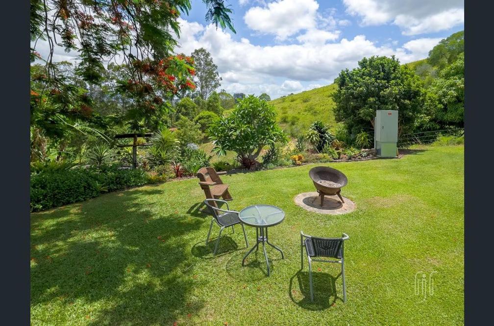 Amamoor Homestead And Country Cottages מראה חיצוני תמונה